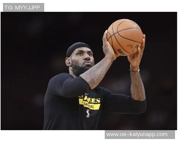 詹姆斯分享赛季初戒酒戒甜品的心路历程与自我挑战