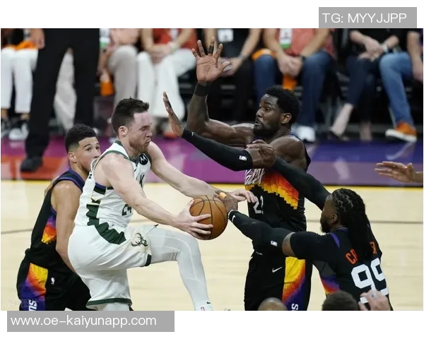 字母哥谈出手次数少或因队友想要承担更多责任